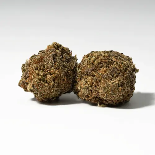 Sweet Tooth is excellent for treating stress, anxiety and depression. It calms down your nerves, providing you relief from these troubles. Moreover, it can also be used for soothing various mild and chronic pains.