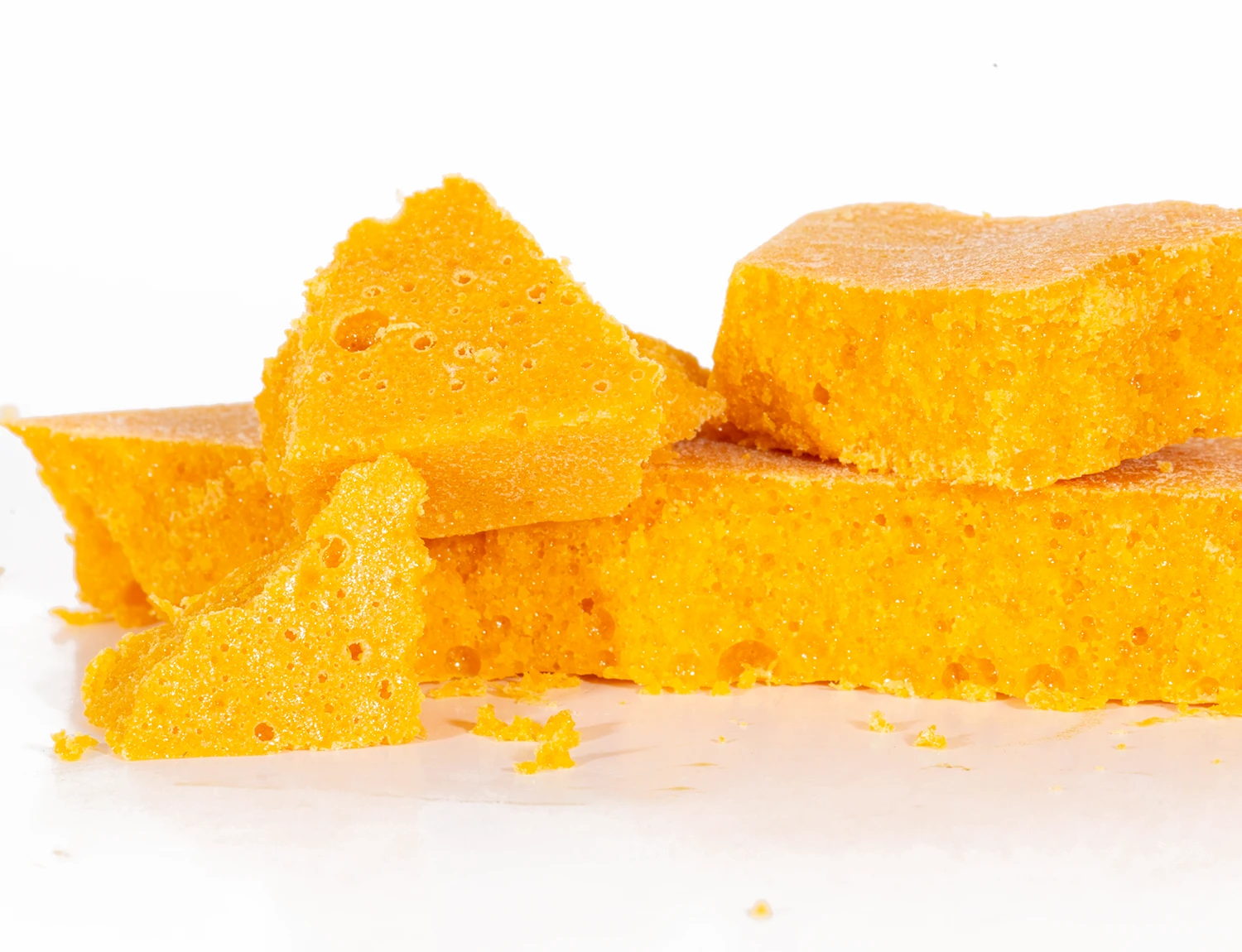 Death Star Budder by A-One delivers a potent, terp-rich experience with a luxurious texture that’s easy to work with. This 2-gram offering is crafted from high-quality flower, producing a creamy concentrate that’s perfect for dabbing or enhancing your joints and bowls.